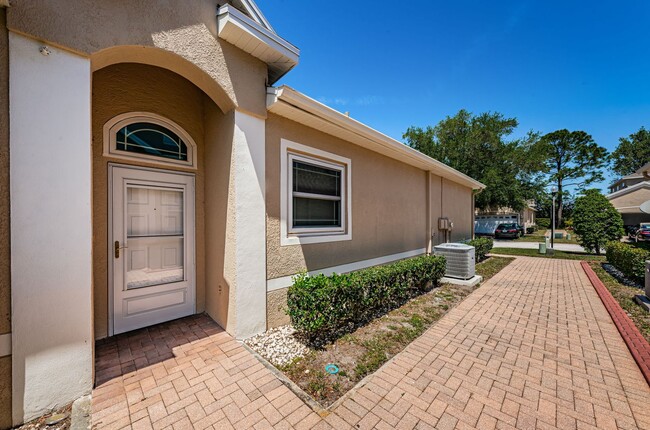 Photo - 2624 Tottenham Dr