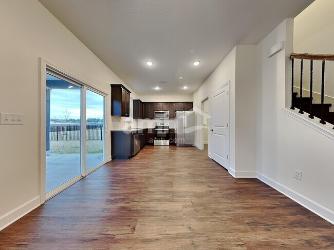 Photo - 975 Tan Tara Trl