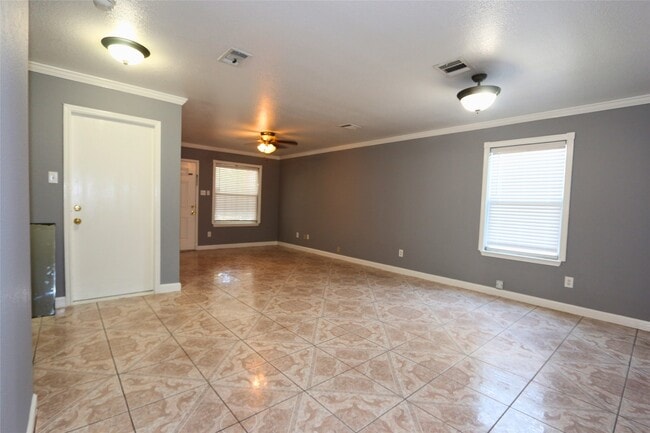Building Photo - 3222 Jorns St Rental