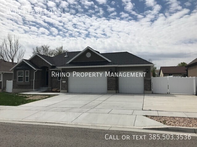 Photo - 2273 W Espadrille Cir