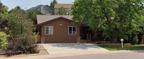 Front Exterior - 2352 S Braun Way (Lakewood, CO)