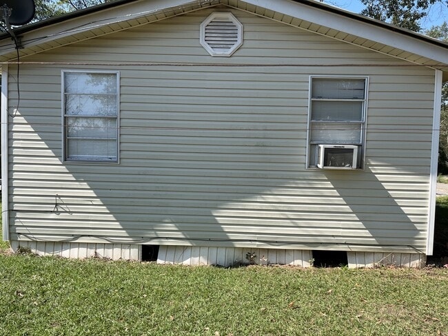 141 Southwest St