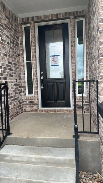 Photo - 8208 Bouvreuil Dr