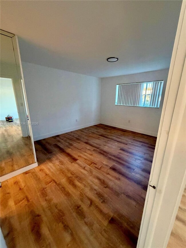 Photo - 20200 NE 27th Ct Unit 6