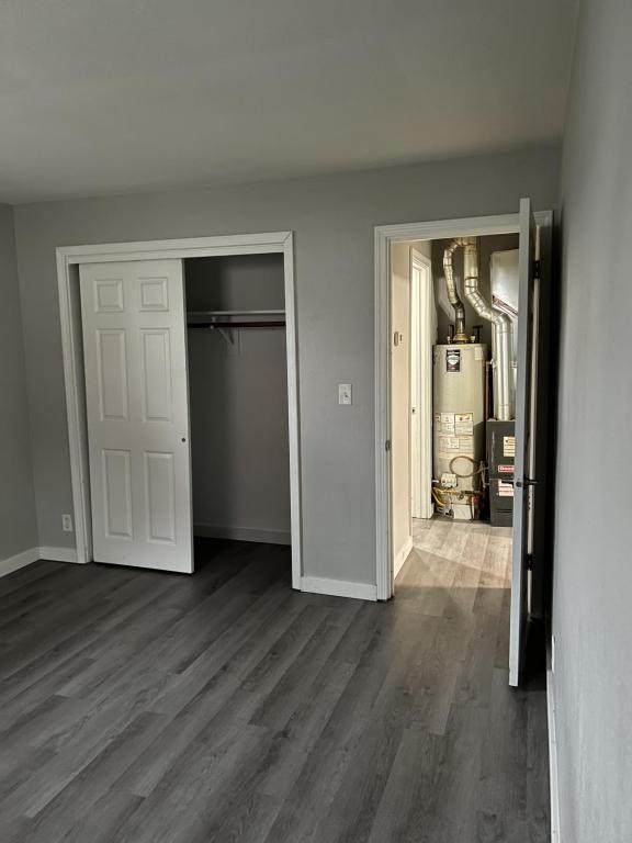 Photo - 210 Davis St