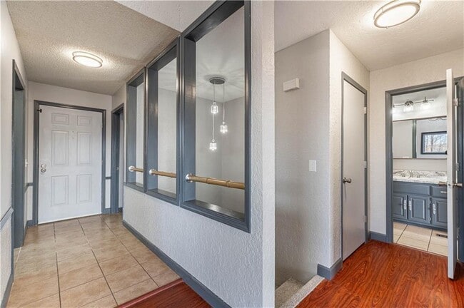 Photo - 13 Connie Ln