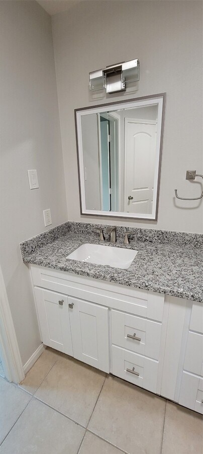 Photo - 36 Field Flower Ct