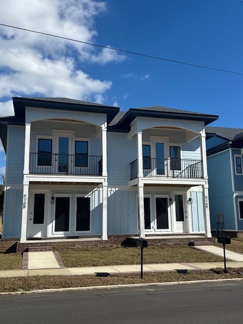 Photo - 520 N De Villiers St