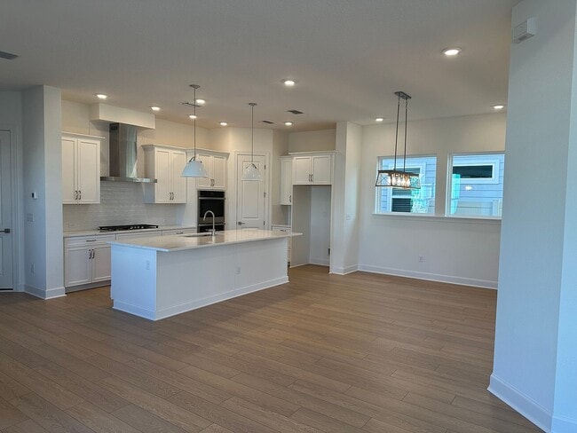 Photo - 165 Seabrook Vlg Ave