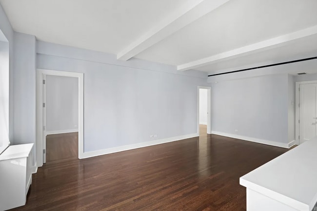 Photo - 165 E 80th St