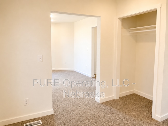 Photo - 4245 Burdette St