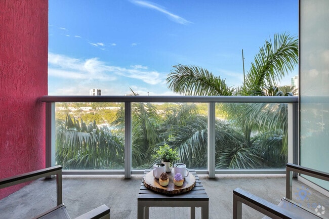 Building Photo - 2602 E Hallandale Beach Blvd Unit ID1227466P Rental