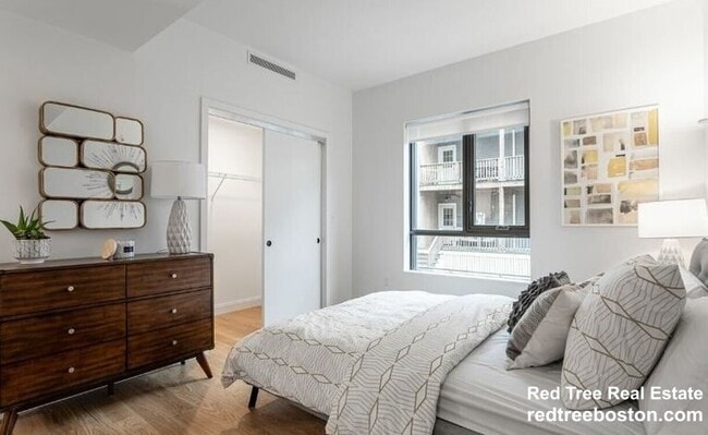 83 Gardner St Unit 100