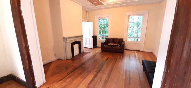 117 Hudson St Unit House