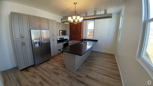 Building Photo - Pittsburgh Allentown renovated beauty! Hug... Rental