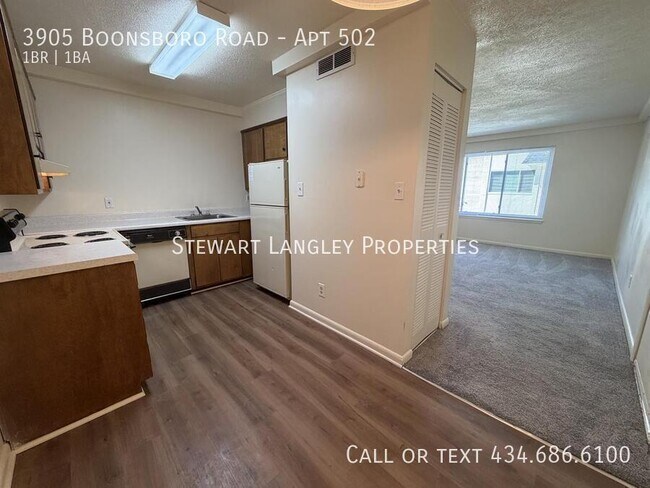 Photo - 3905 Boonsboro Rd Unidad Apt 502