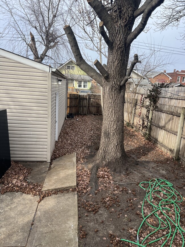 Photo - 747 Ponce Ave