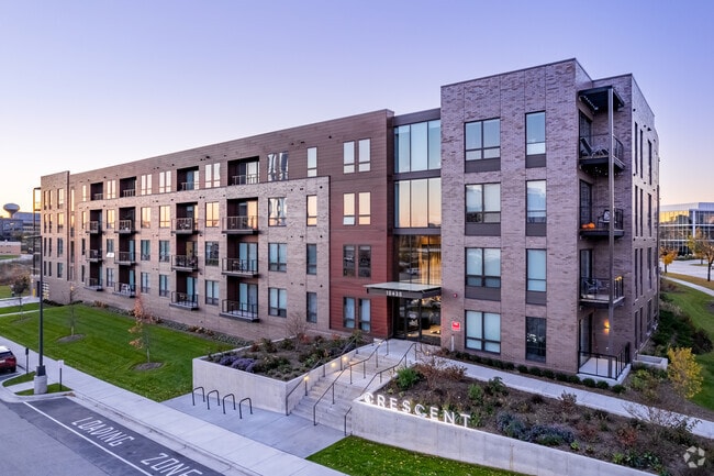 Crescent Apartments