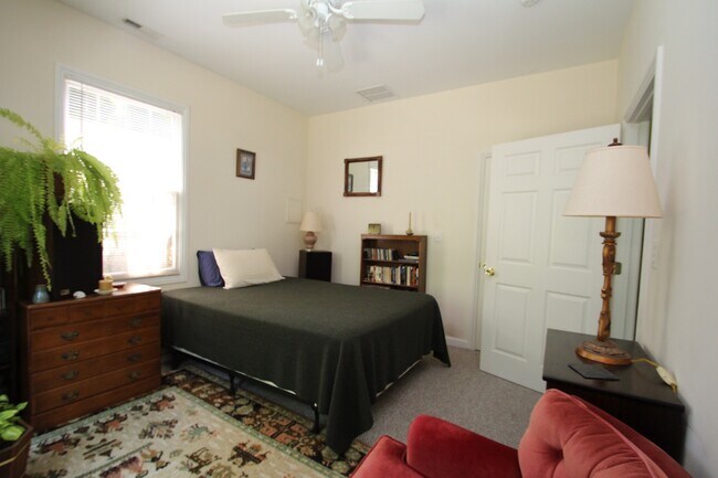 Photo - 231 Rivergate Dr Unit Cottage