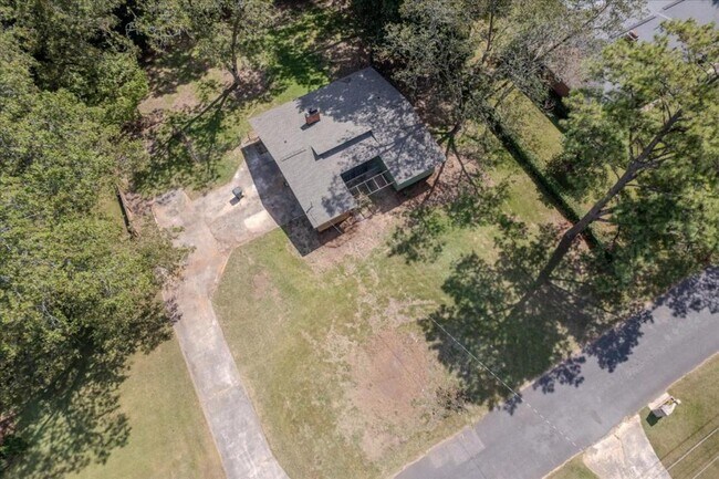 410 Hardeman Ave