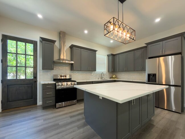 Photo - 15449 Septo St Unit 15447