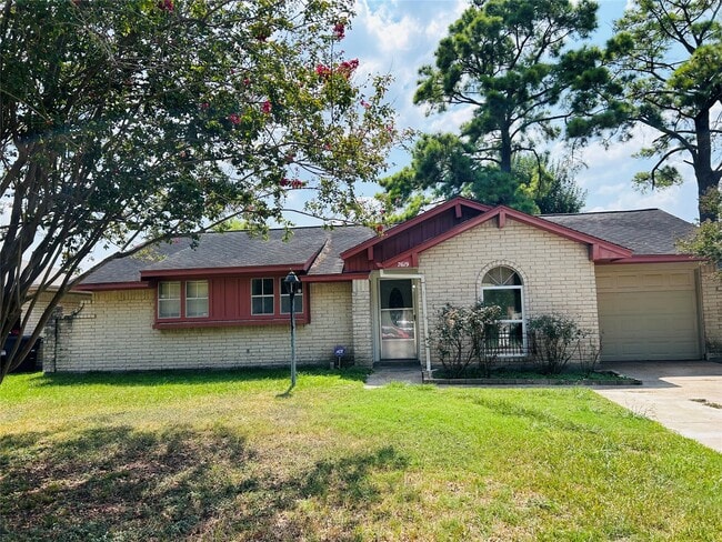 Building Photo - 7619 Vernwood St Rental