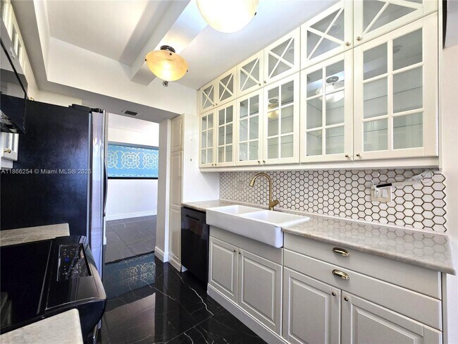 Photo - 7400 Radice Ct