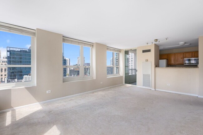 Photo - 345 N LaSalle St Unit 2608
