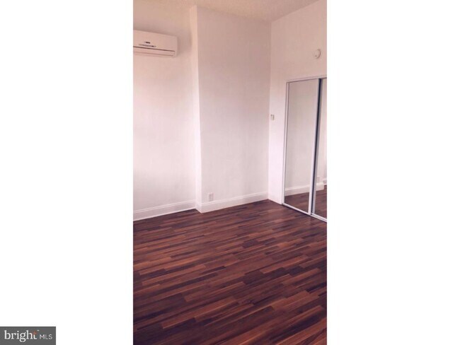 Photo - 753 S 22nd St Unit 2ND, FL.