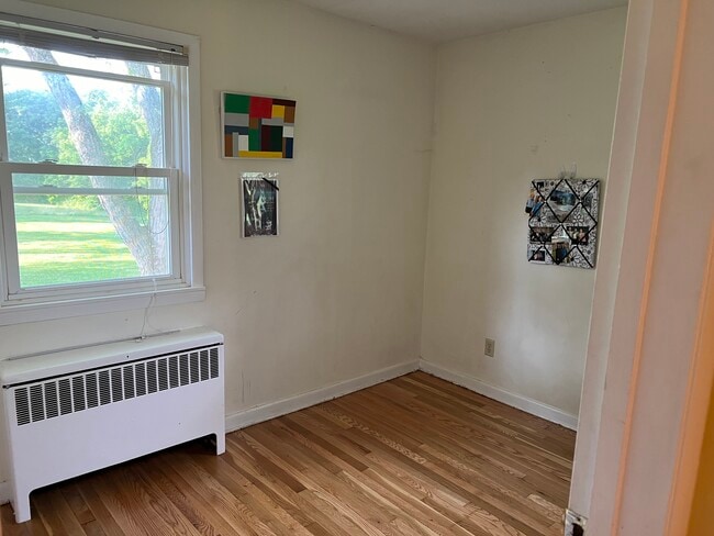 Photo - 544 Warren Rd Unit 3