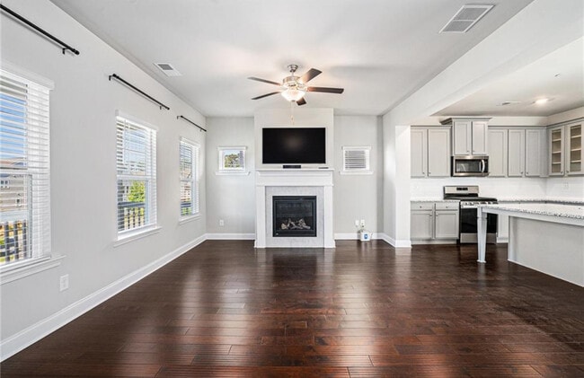 Main Living Area - 811 Corsiglia Farm