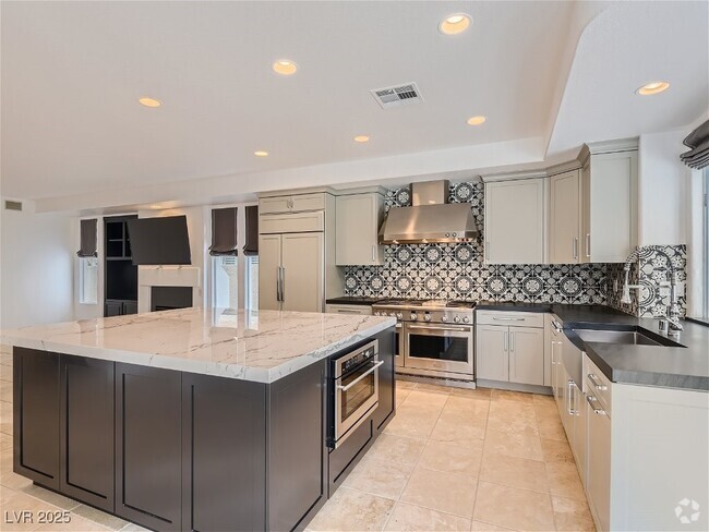 Building Photo - 8829 Rozetta Ct Rental