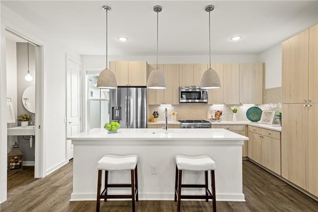2624 Metcalfe Rd Unit 8