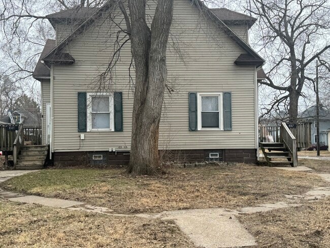 Building Photo - 1047 12th St Unit 1047