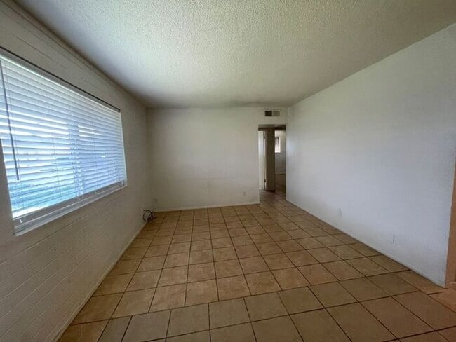 Photo - 4821 E Willetta St