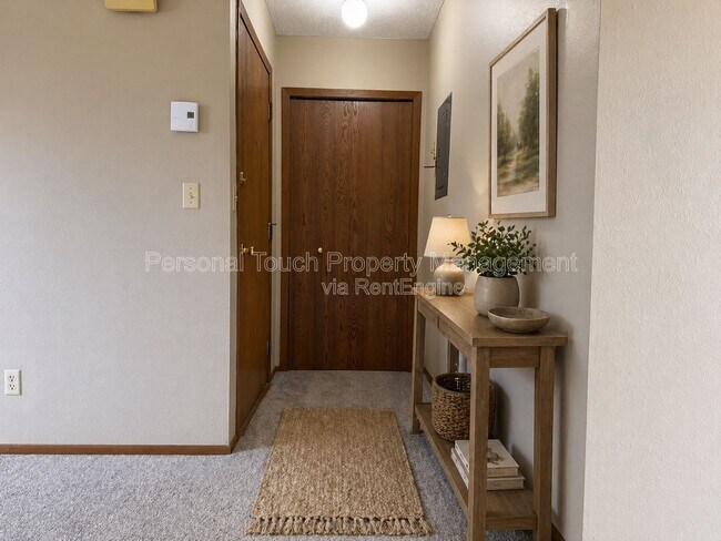 Photo - 1003 19th St SW Unit 2