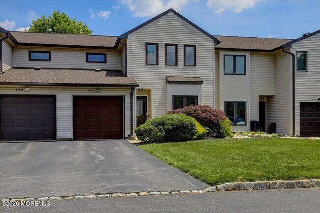 Photo - 185 Pear Dr
