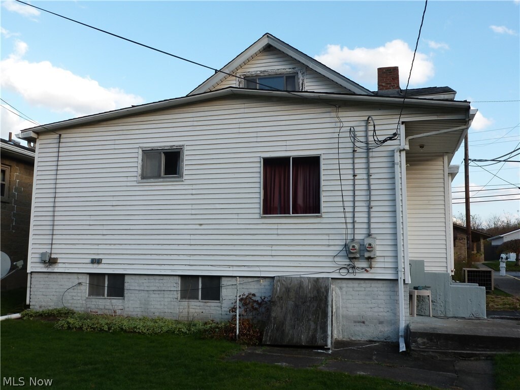 Photo - 719 Market St