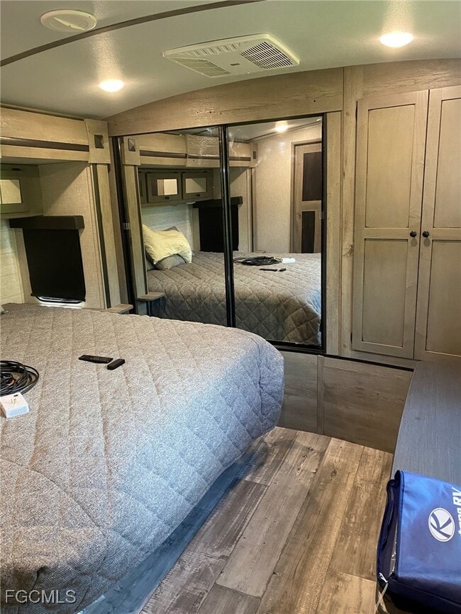 Photo - 380 Mahogany Ct