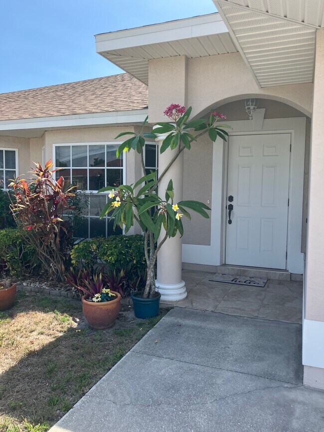 Front Entry - 3222 SW 7th Pl Rental