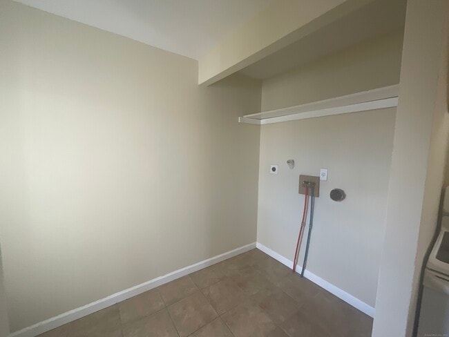 Photo - 21 Cooley Ave Unit 2