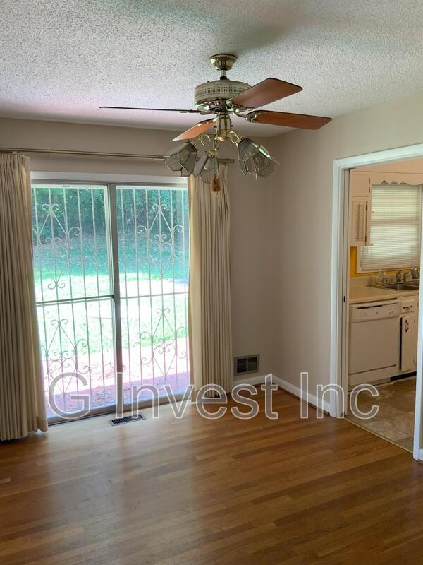 Photo - 2791 Handy Dr NW