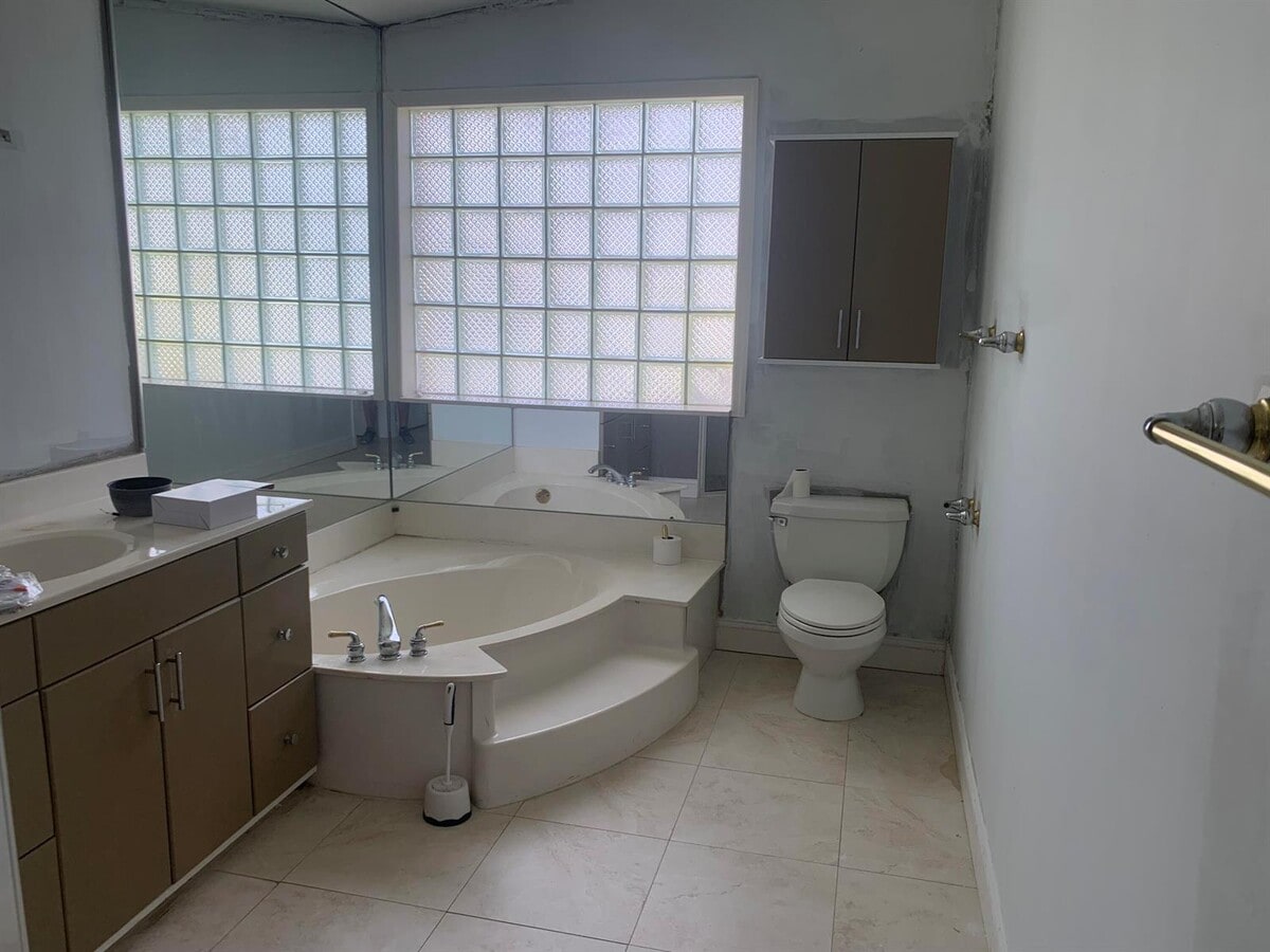 Photo - 11585 N Quayside Dr