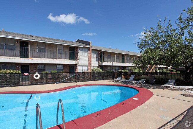 Photo - Winshire Square