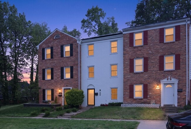 Photo - 2925 Wythe Ct