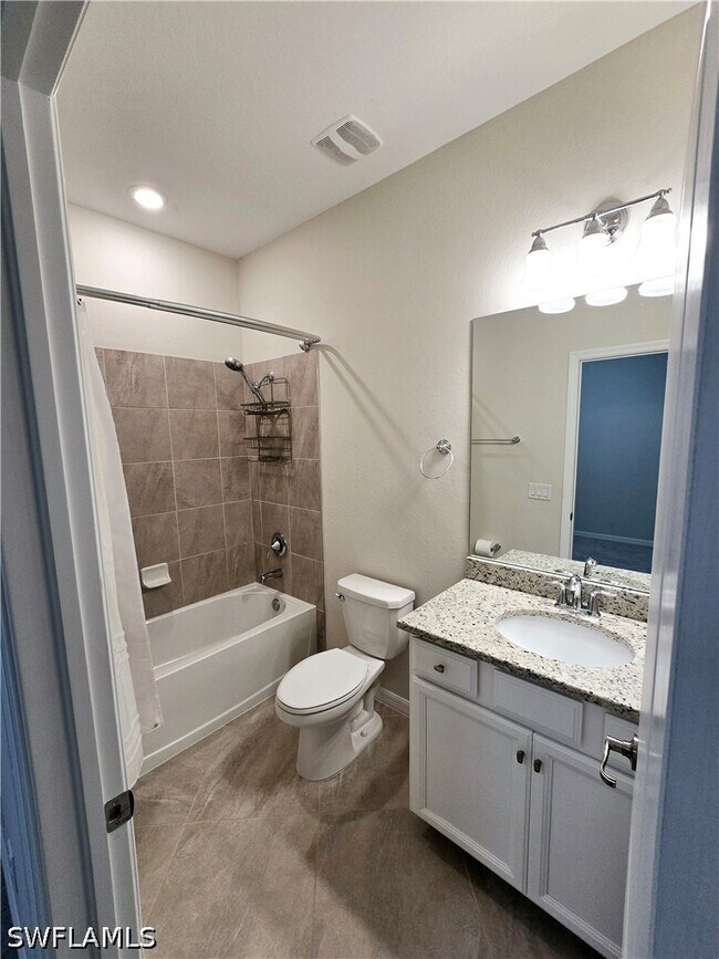 Photo - 2288 Dancy St