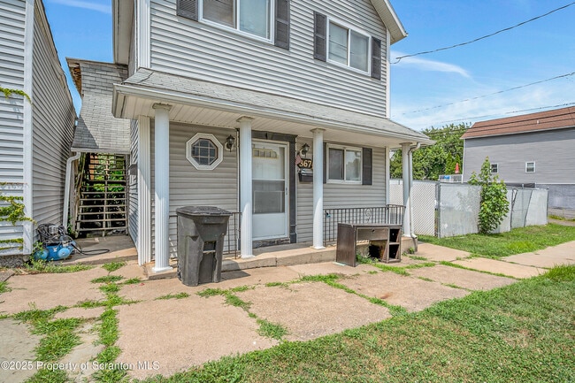 Photo - 367 N Bromley Ave