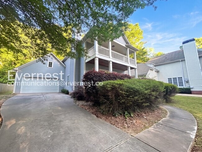 Building Photo - 309 Pickfair Way SW