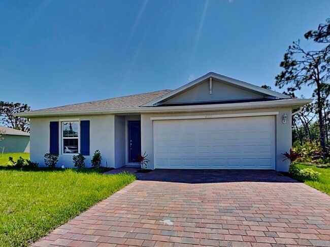 Building Photo - 4731 Gillot Blvd Rental