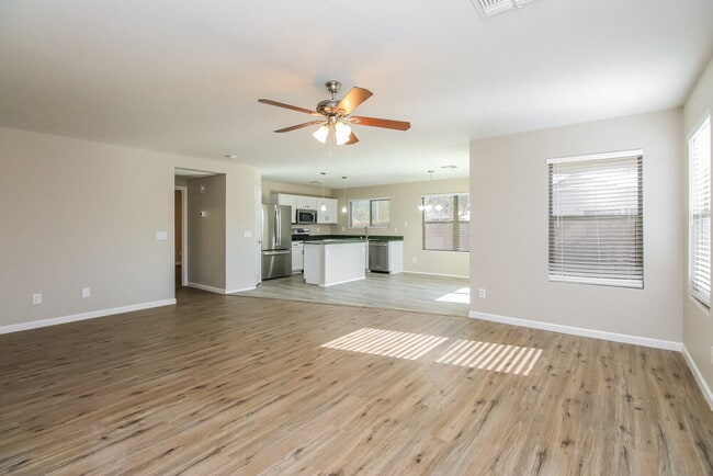 Photo - 2468 E Palm Beach Dr